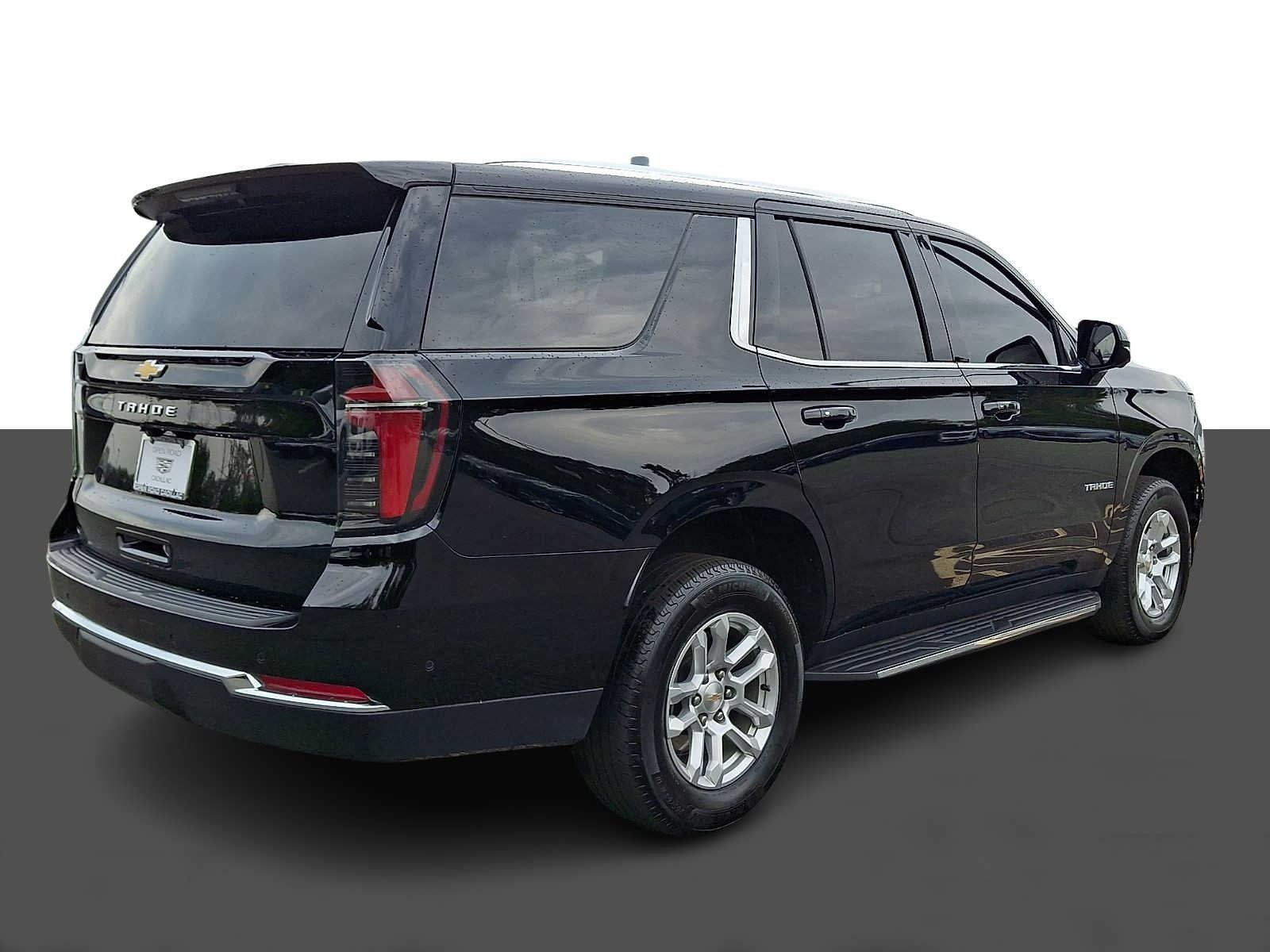 Used 2025 Chevrolet Tahoe LS AWD/4WD image 6