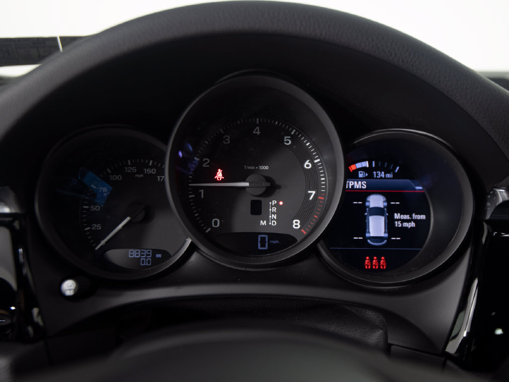 Certified 2026 Porsche Macan AWD/4WD image 23