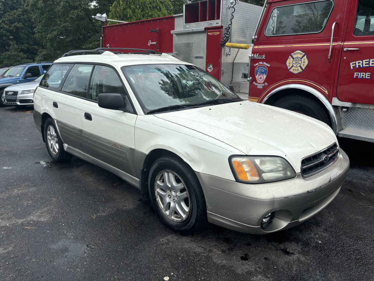 Used 2002 Subaru Outback Wagon image 2