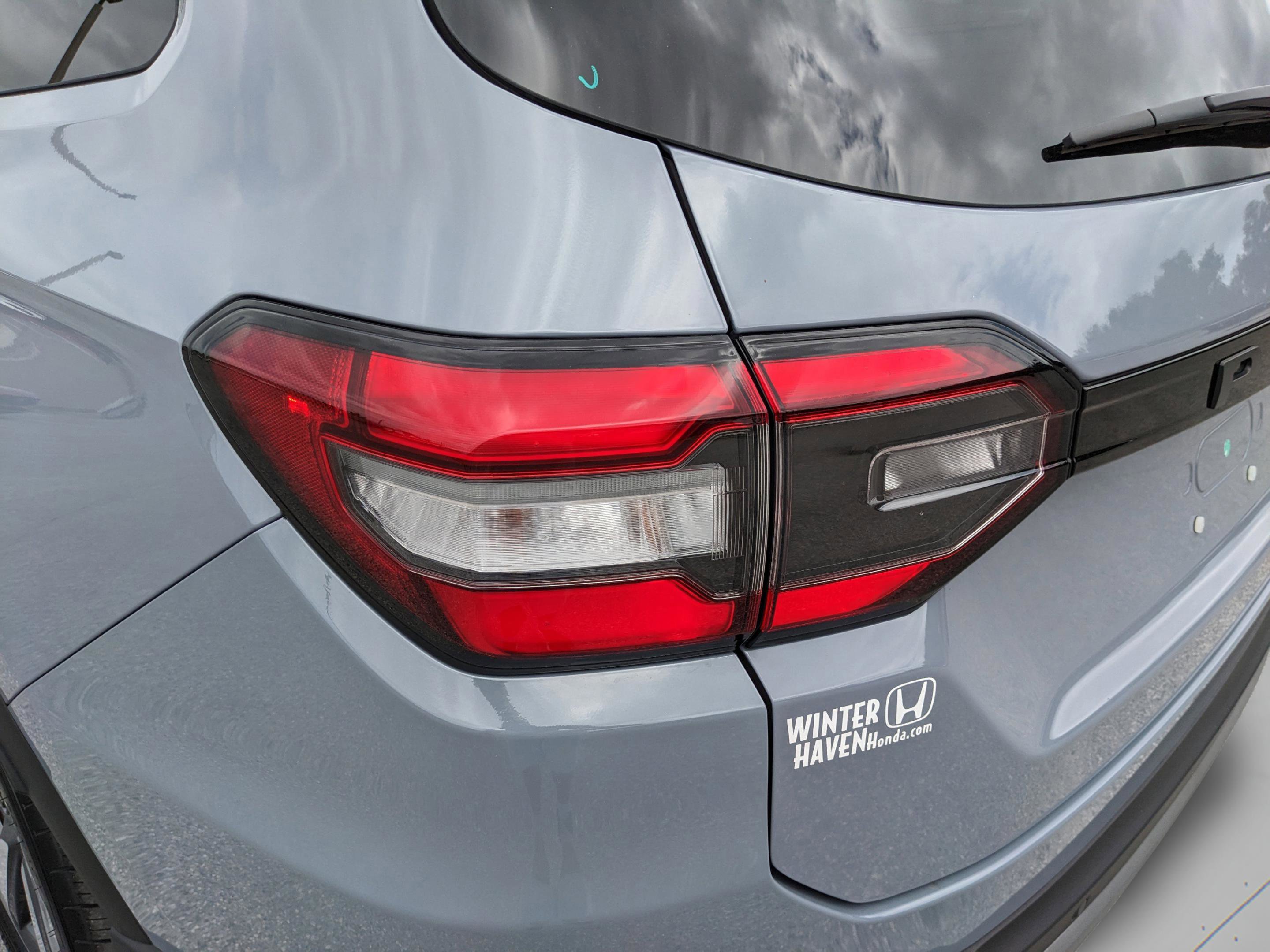 Used 2025 Honda Pilot Touring image 13
