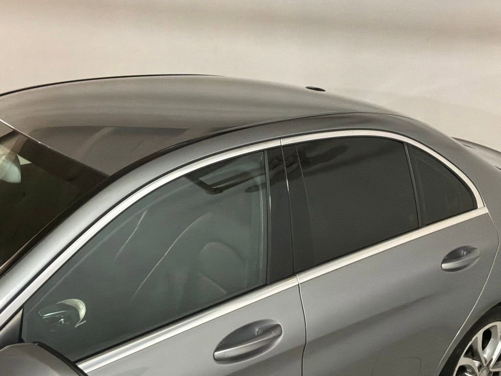 Used 2015 Mercedes-Benz C 300 Sedan image 23