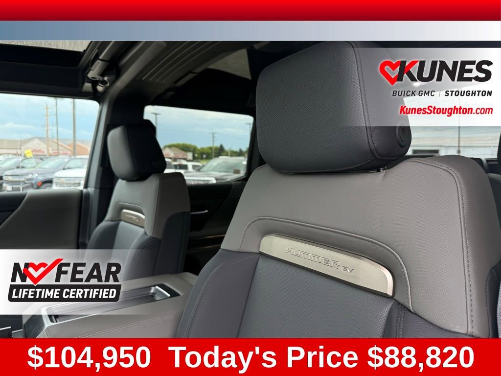 New 2025 GMC Hummer EV 2X w/ LPO, Dark Essentials Package image 22