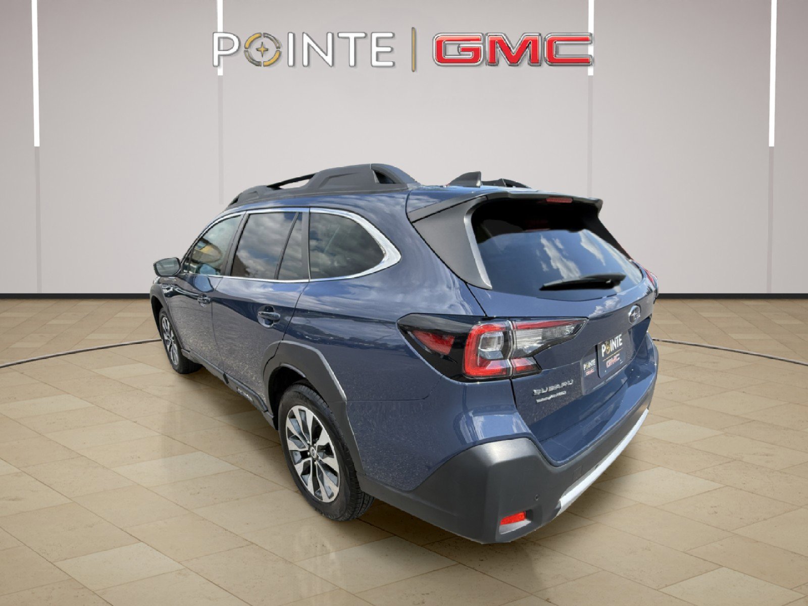 Used 2023 Subaru Outback Limited image 7