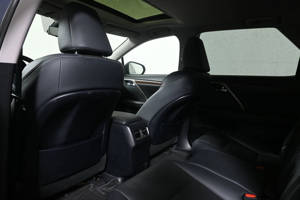 Used 2021 Lexus RX 350L Premium w/ Premium Package AWD/4WD image 7