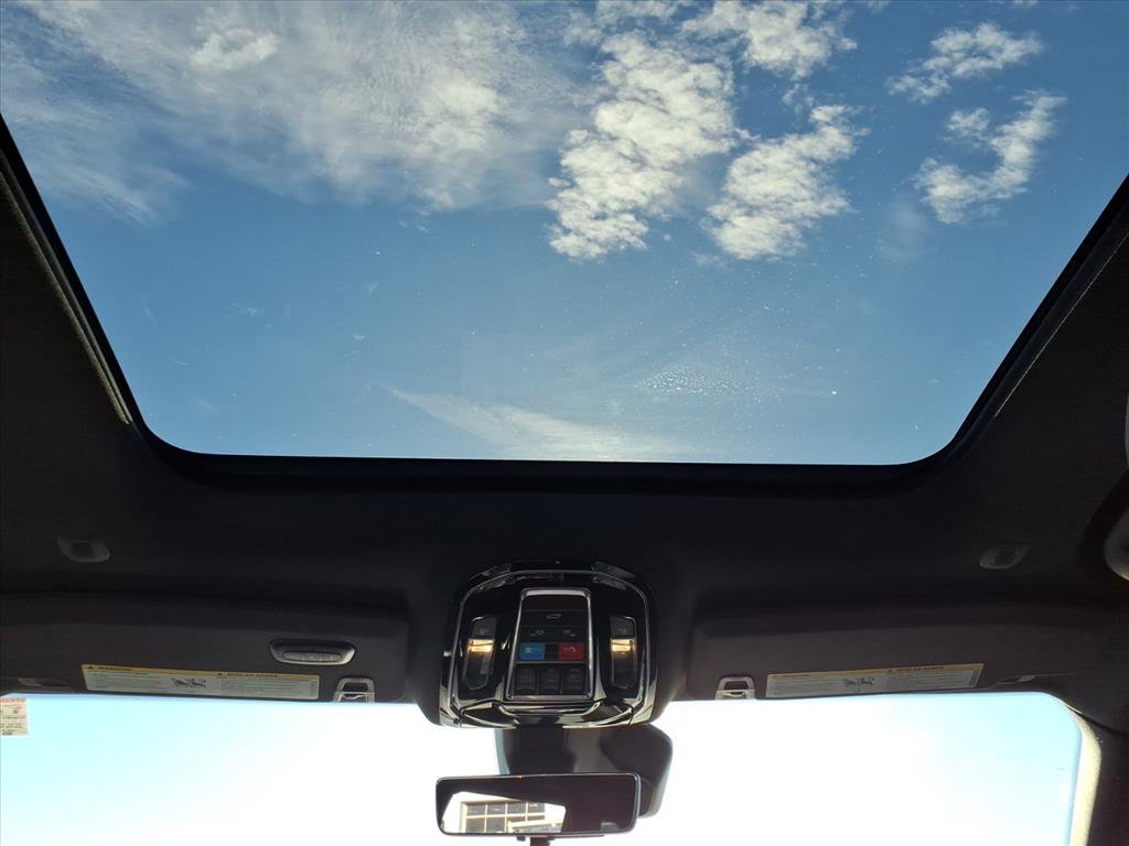 Used 2022 Jeep Grand Cherokee Summit w/ Advanced Protech Group IV image 21