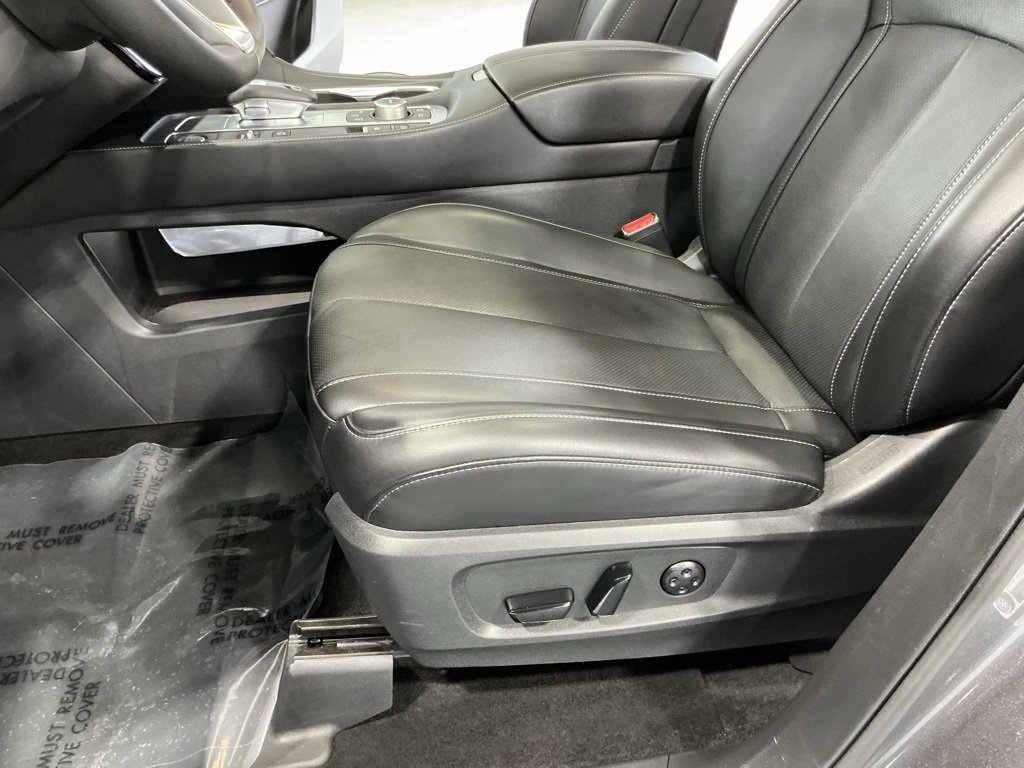 Used 2025 INFINITI QX60 Pure image 19