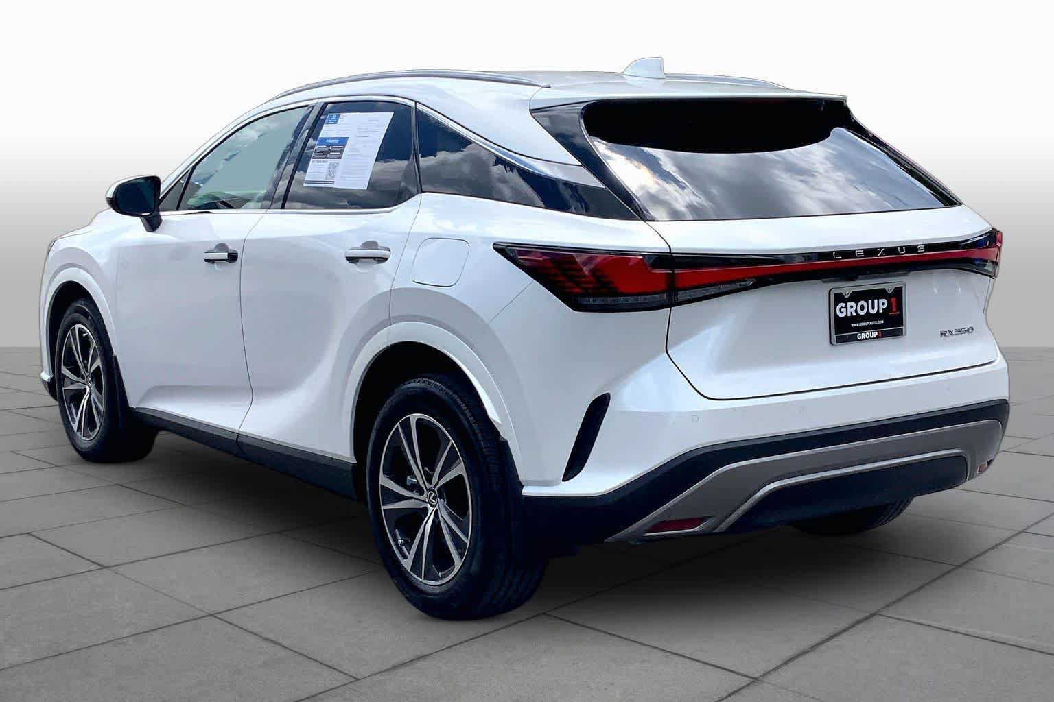 Used 2024 Lexus RX 350 Premium w/ Accessory Package (Z1) FWD image 12