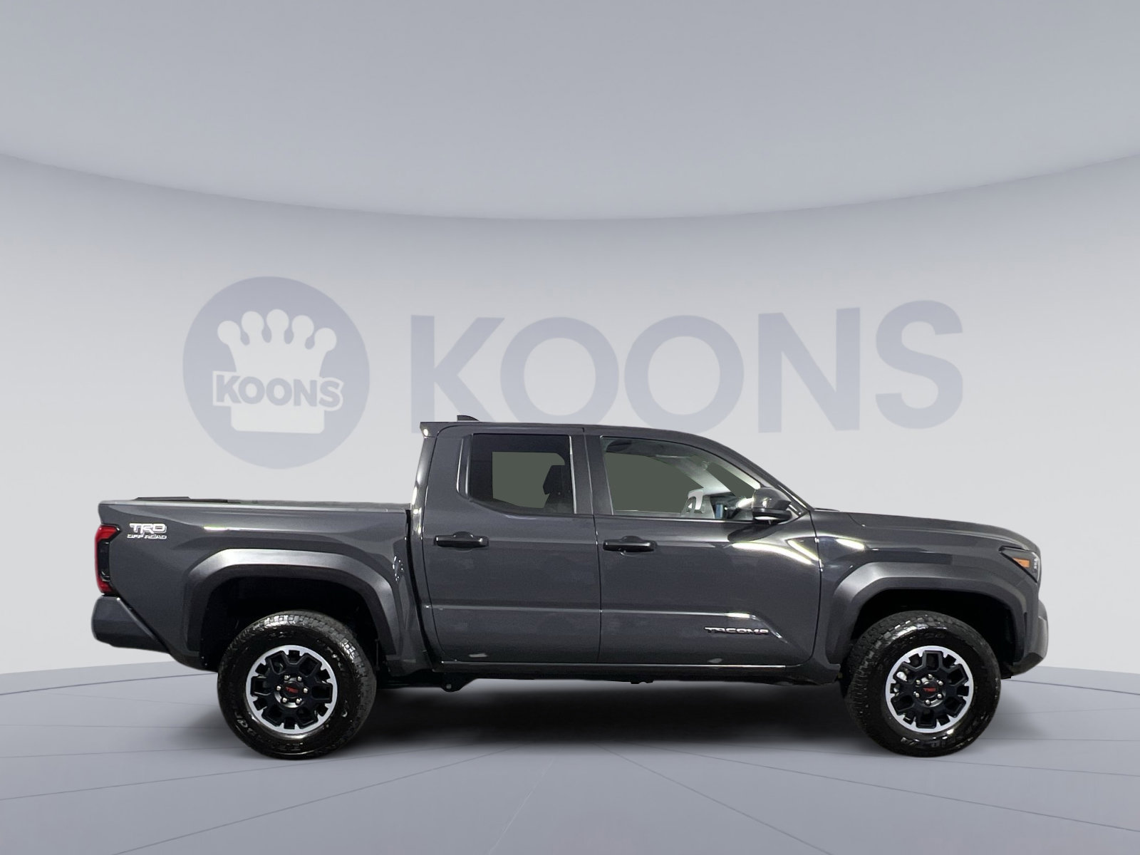 Used 2025 Toyota Tacoma TRD Off-Road image 10