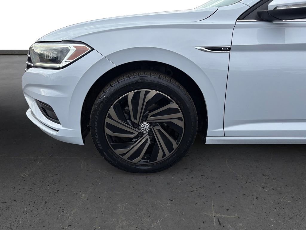 Used 2019 Volkswagen Jetta SEL Premium image 13