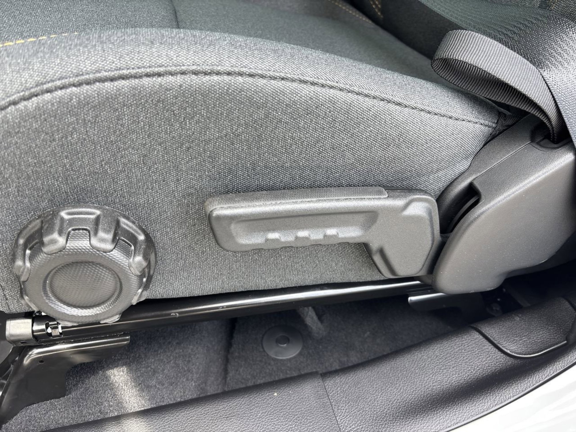 New 2025 Jeep Wrangler Sport S image 18