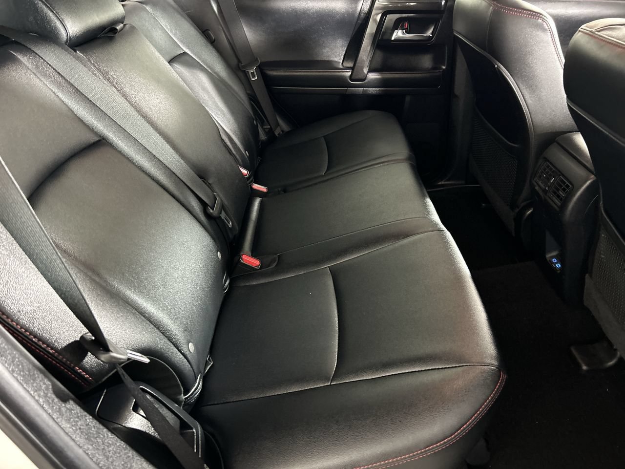 Used 2024 Toyota 4Runner TRD Off-Road Premium w/ Moonroof Package AWD/4WD image 25