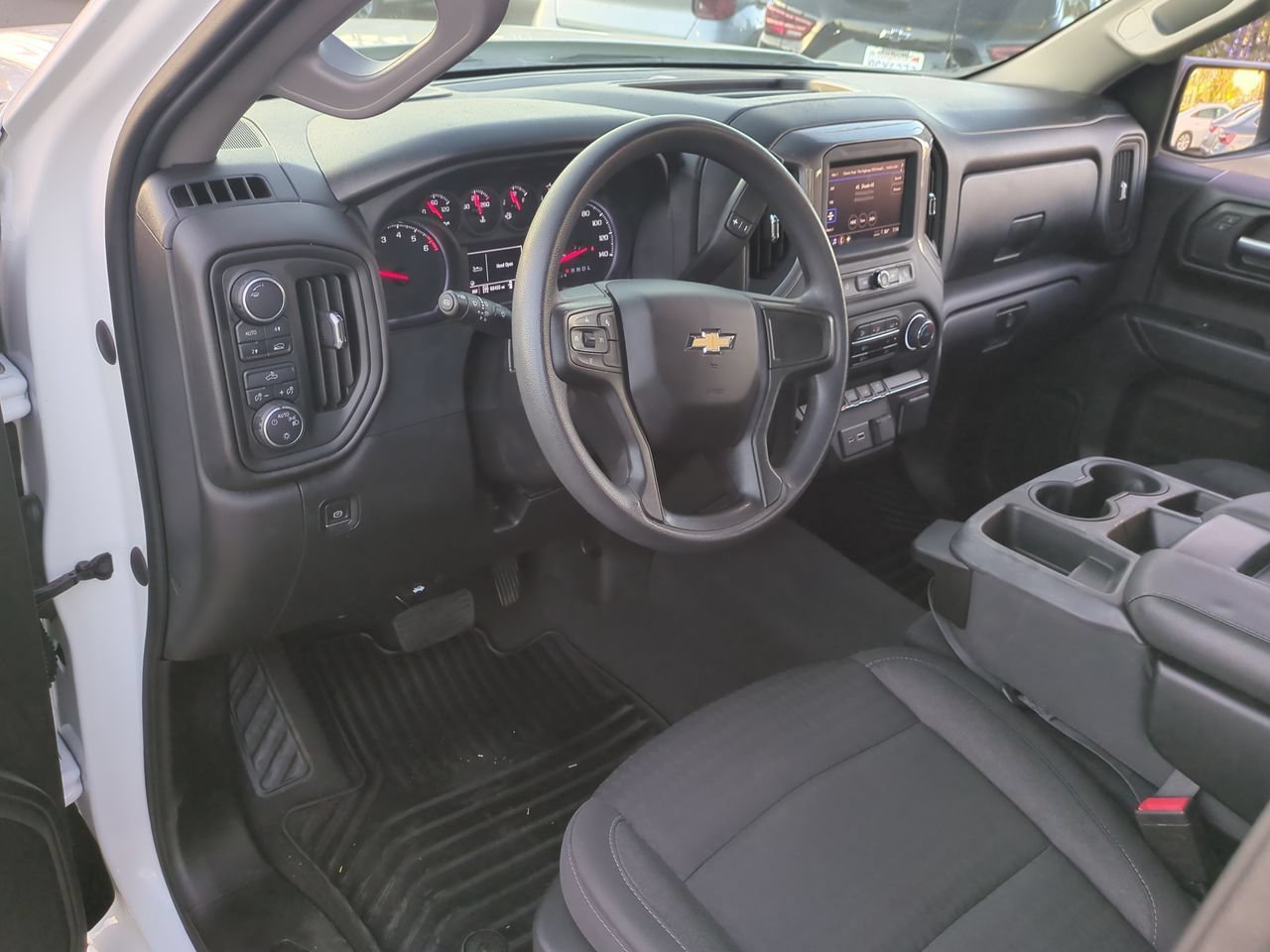 Used 2023 Chevrolet Silverado 1500 Custom AWD/4WD image 10