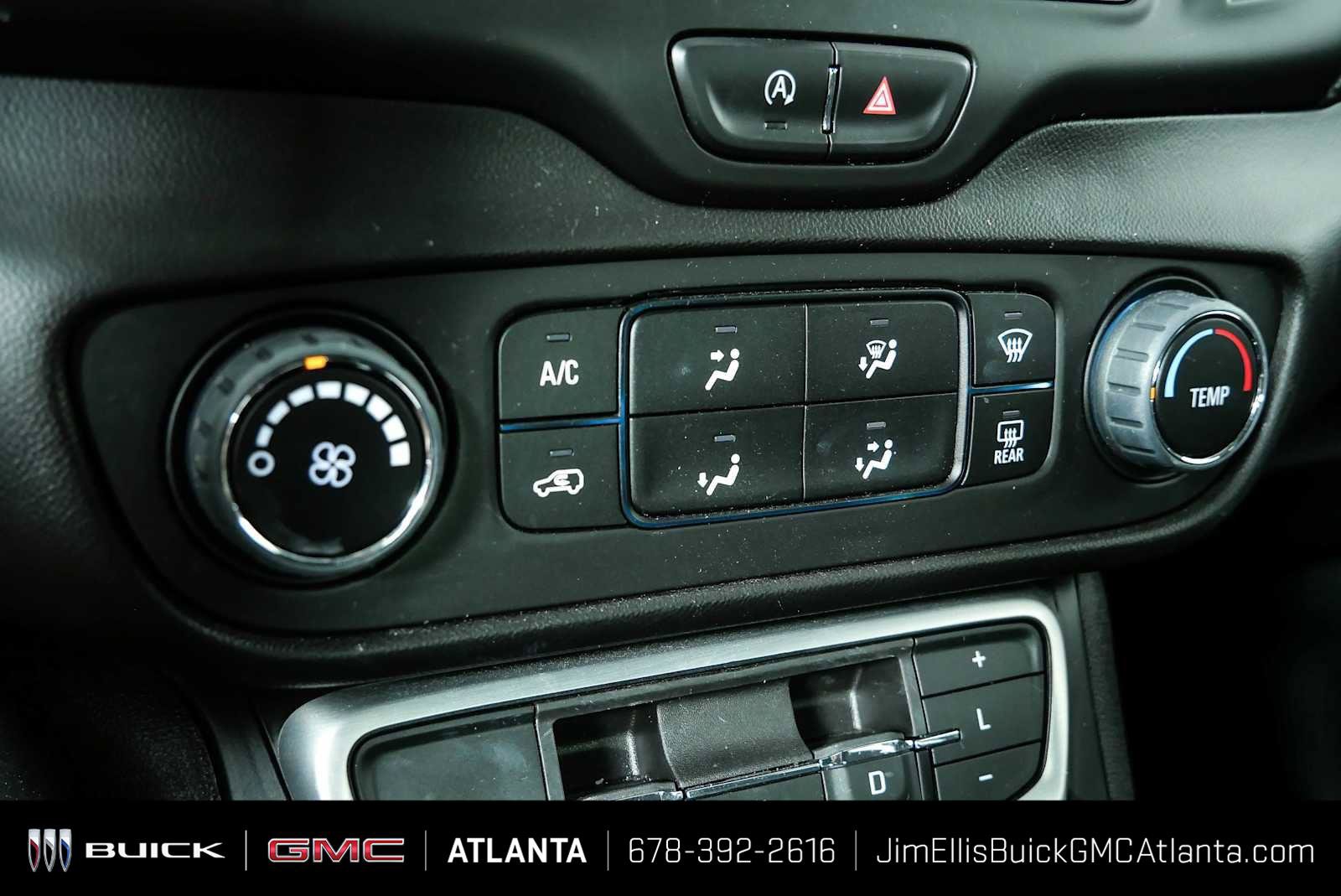 Used 2023 GMC Terrain SLE FWD image 15