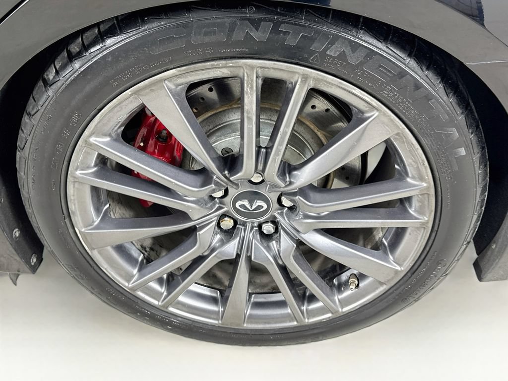 Used 2017 INFINITI Q50 Red Sport 400 AWD/4WD image 39