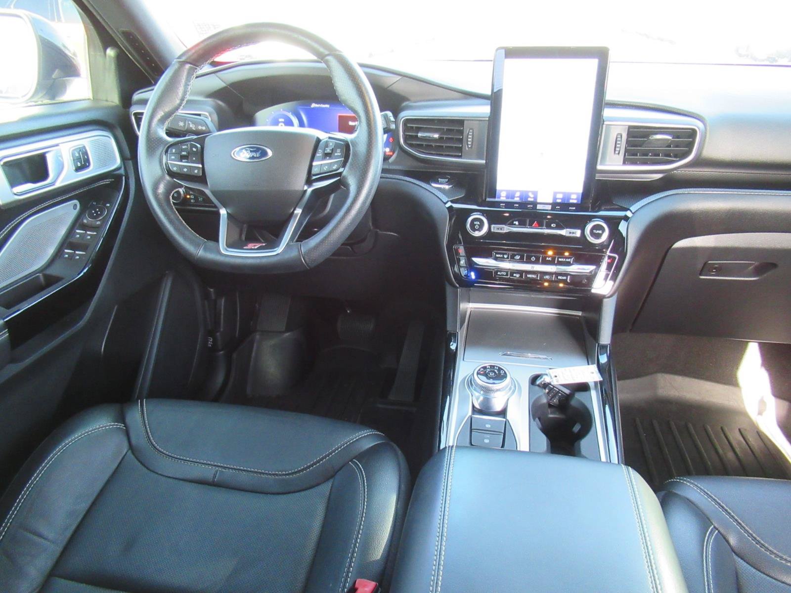 Used 2022 Ford Explorer ST w/ Equipment Group 401A AWD/4WD image 13