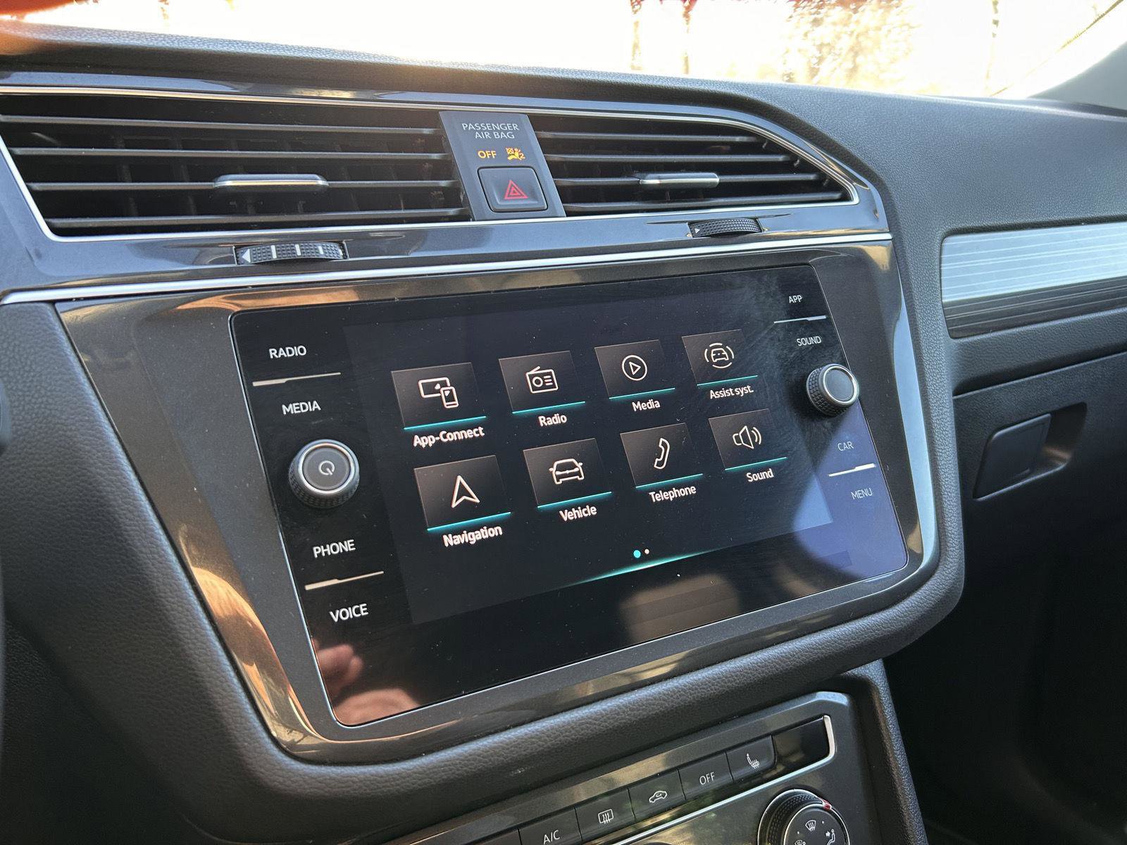 Used 2024 Volkswagen Tiguan Wolfsburg Edition image 16