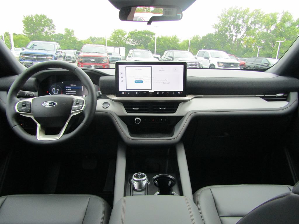 New 2027 Ford Explorer Active w/ Active Comfort Package AWD/4WD image 4