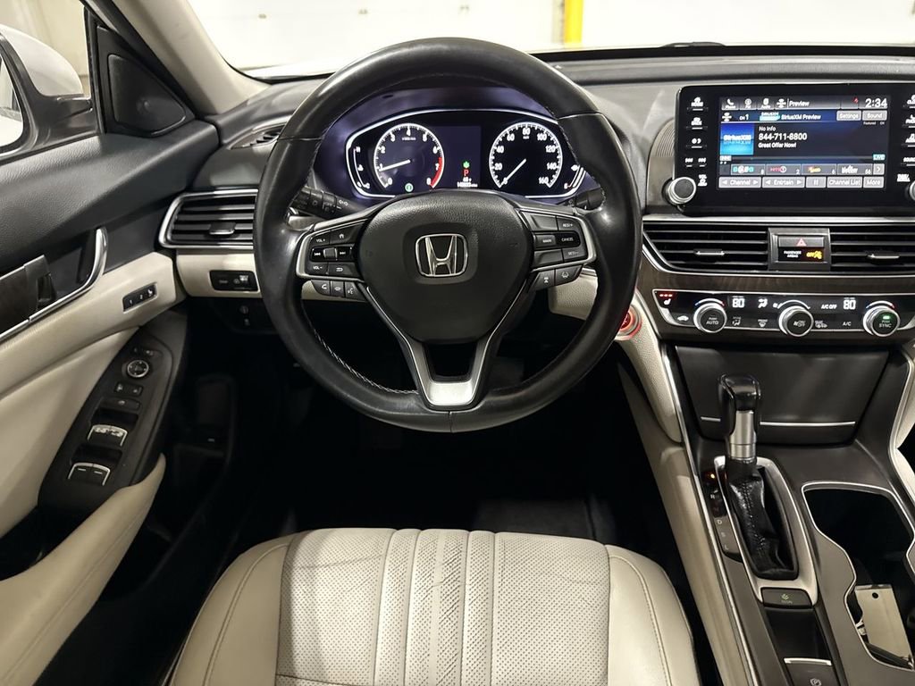 Used 2018 Honda Accord EX-L image 11