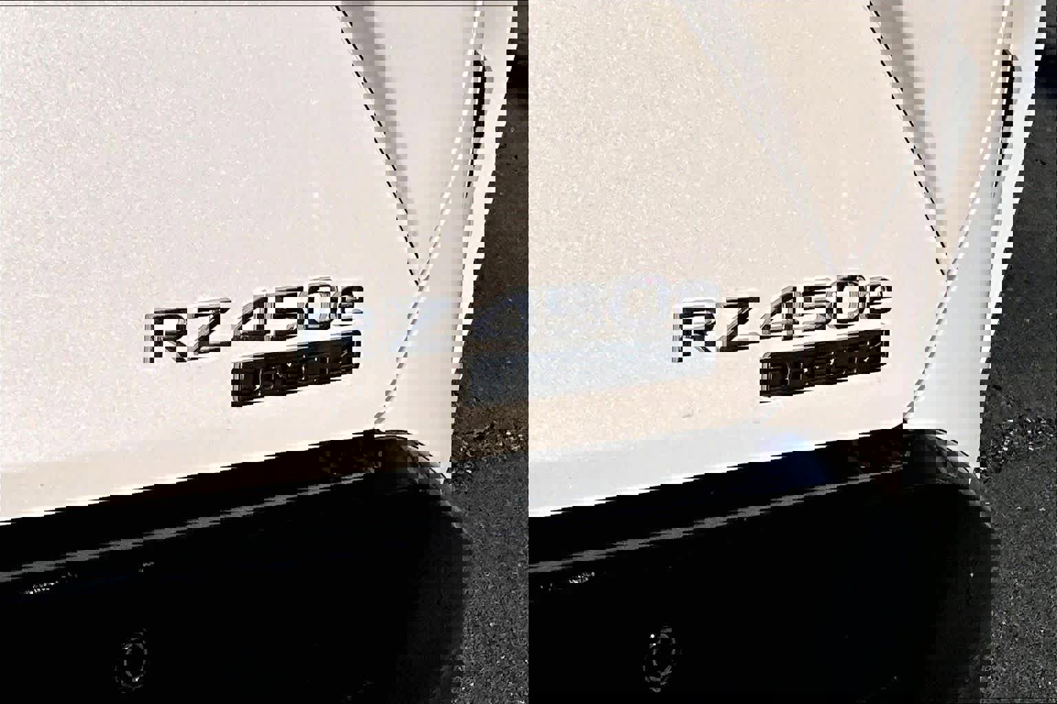 Used 2023 Lexus RZ 450e Premium image 9