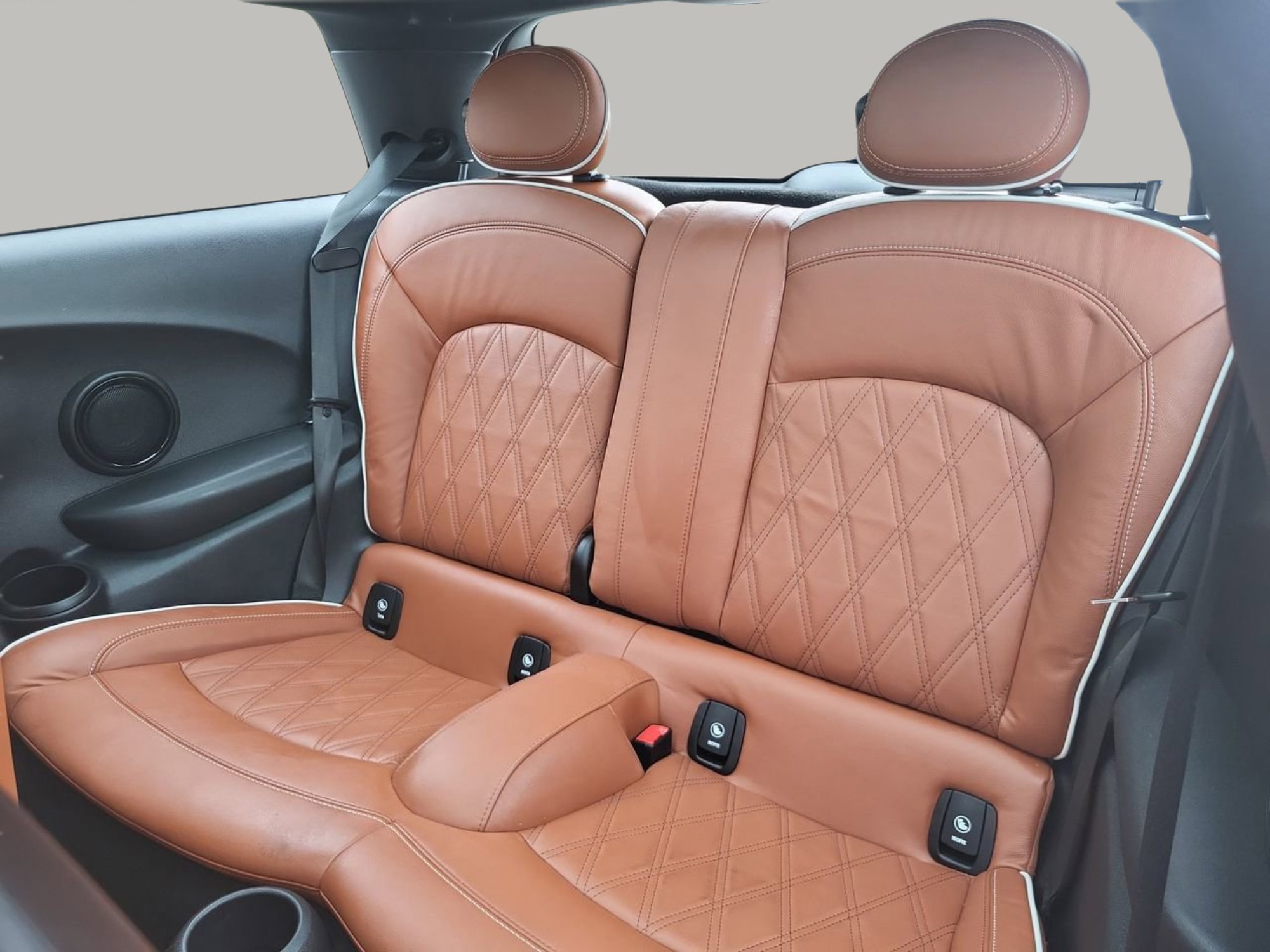 Used 2022 MINI Cooper S w/ Signature Upholstery Package image 14