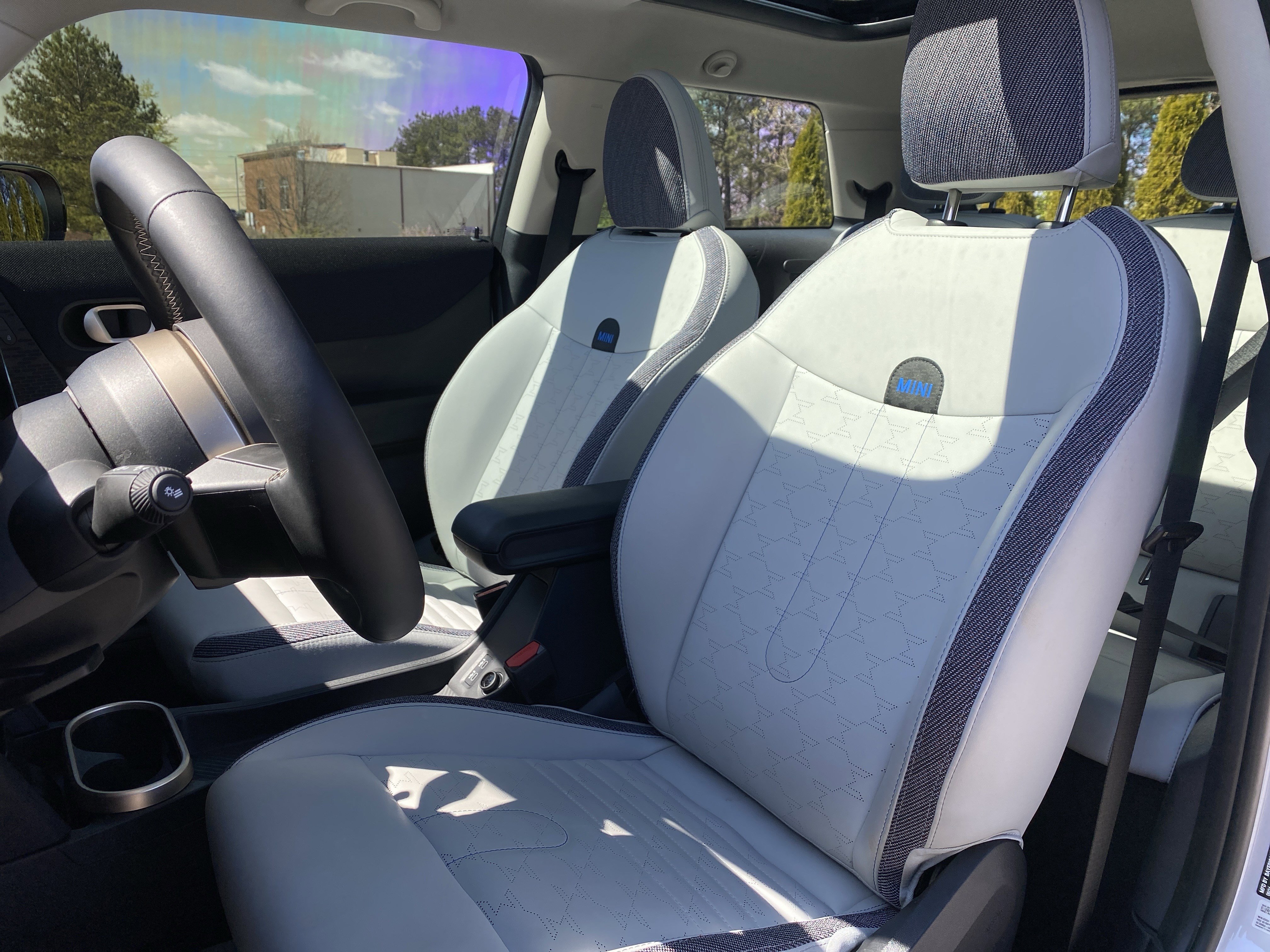 Certified 2025 MINI Cooper S image 7