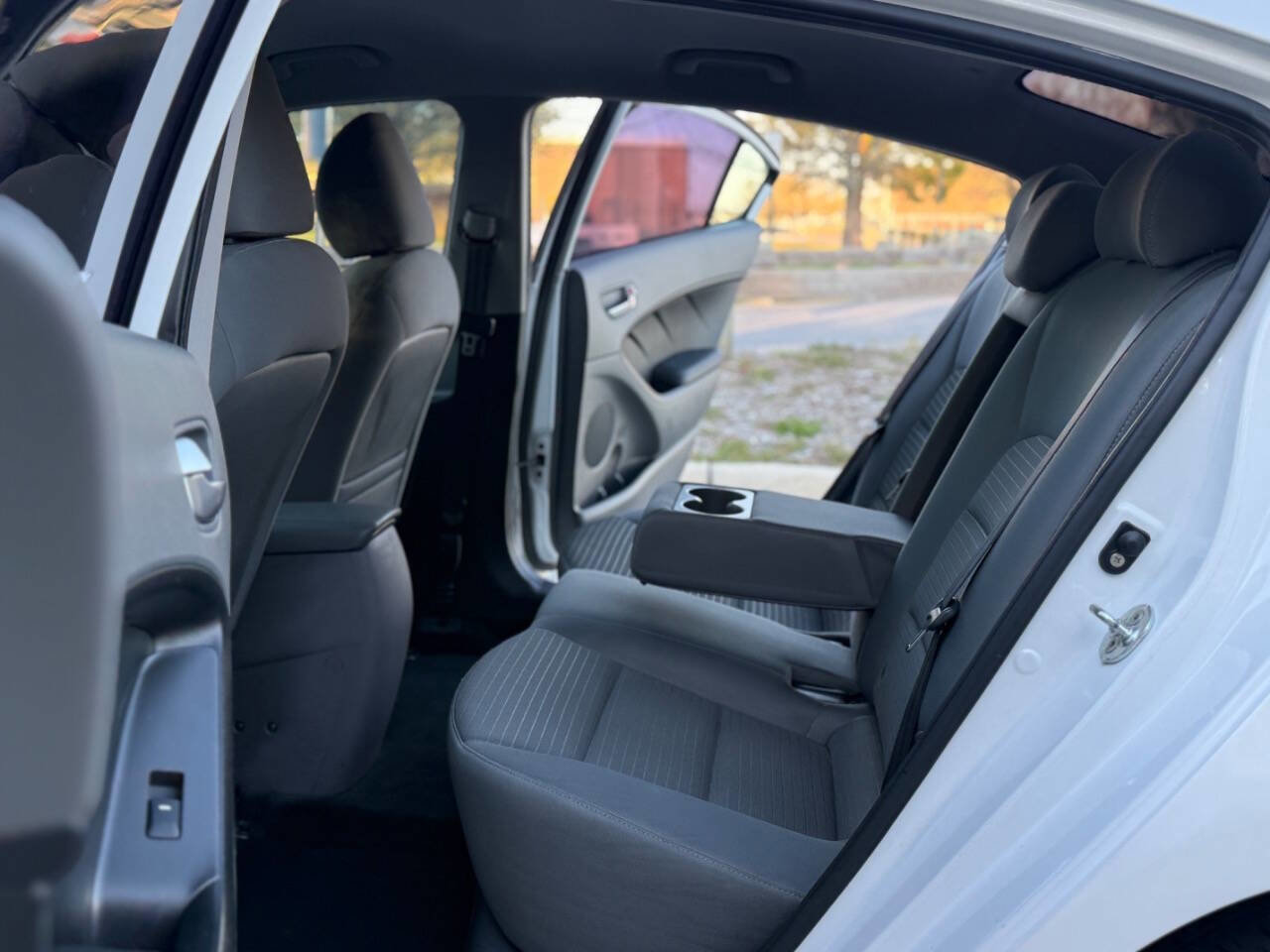 Used 2017 Kia Forte LX w/ LX Popular Package image 22