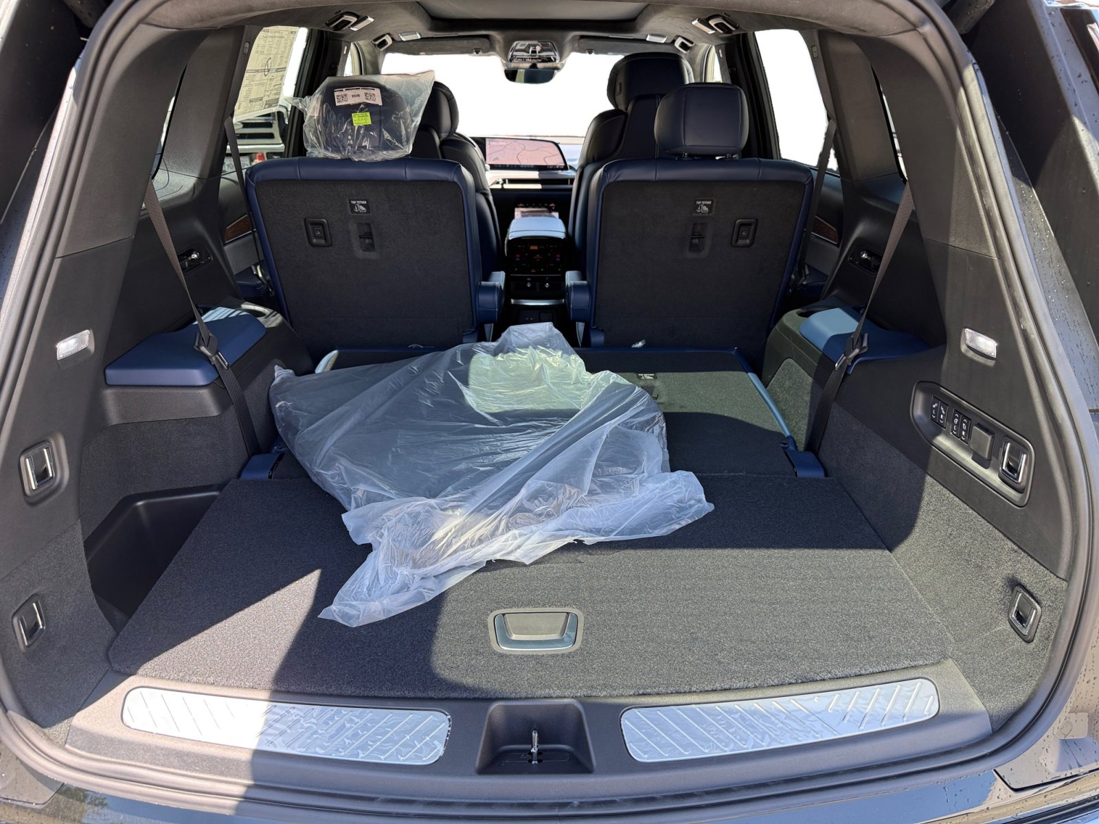 New 2026 Cadillac Vistiq Premium Luxury image 17