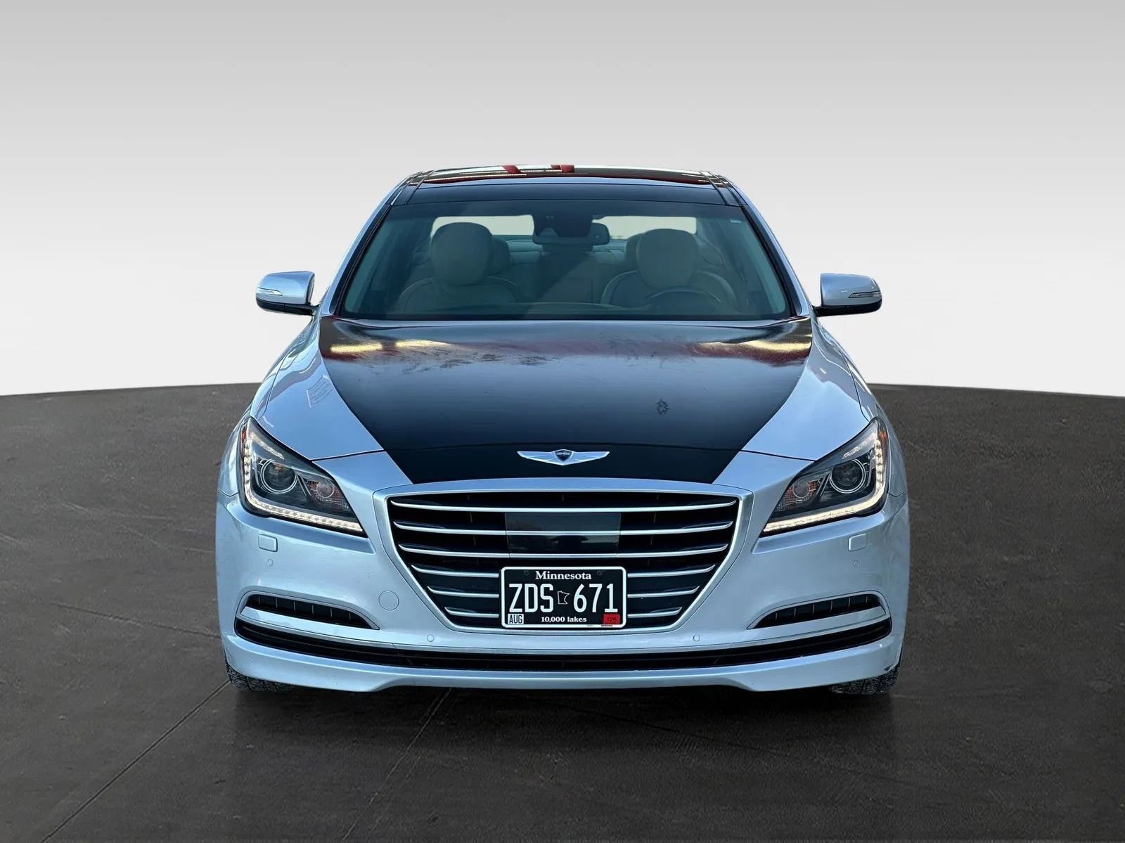 Used 2015 Hyundai Genesis 3.8 w/ Option Group 04 image 2