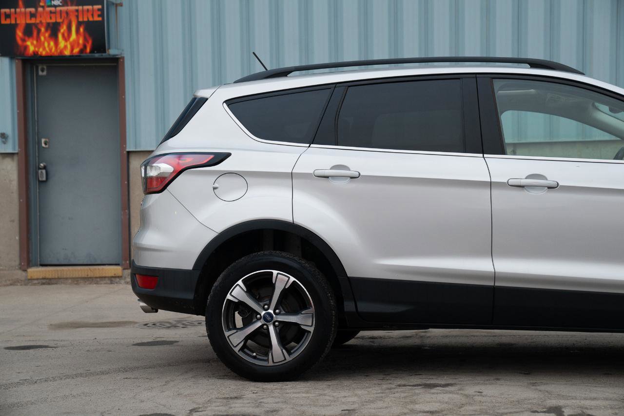 Used 2018 Ford Escape SEL w/ Ford Safe & Smart Package image 12