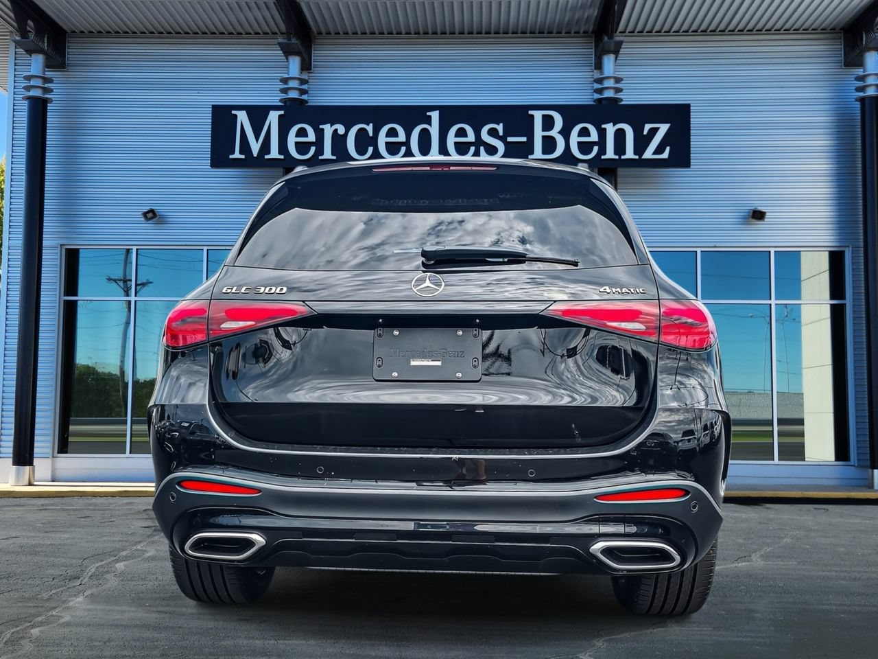 New 2026 Mercedes-Benz GLC 300 4MATIC image 5