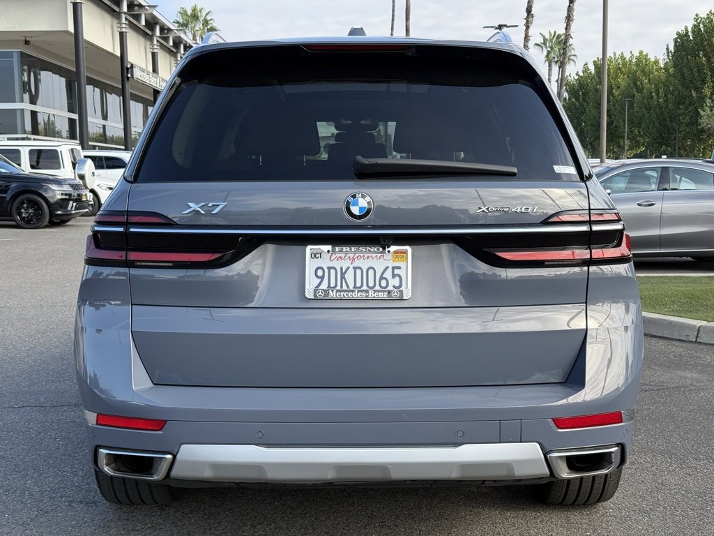 Used 2023 BMW X7 xDrive40i w/ Premium Package image 18