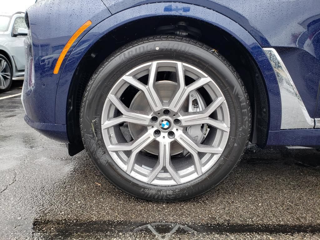 New 2026 BMW X7 xDrive40i AWD/4WD image 12