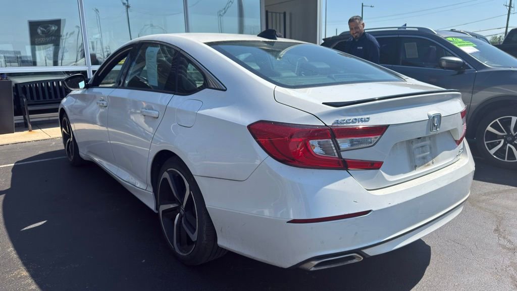 Used 2021 Honda Accord Sport image 4