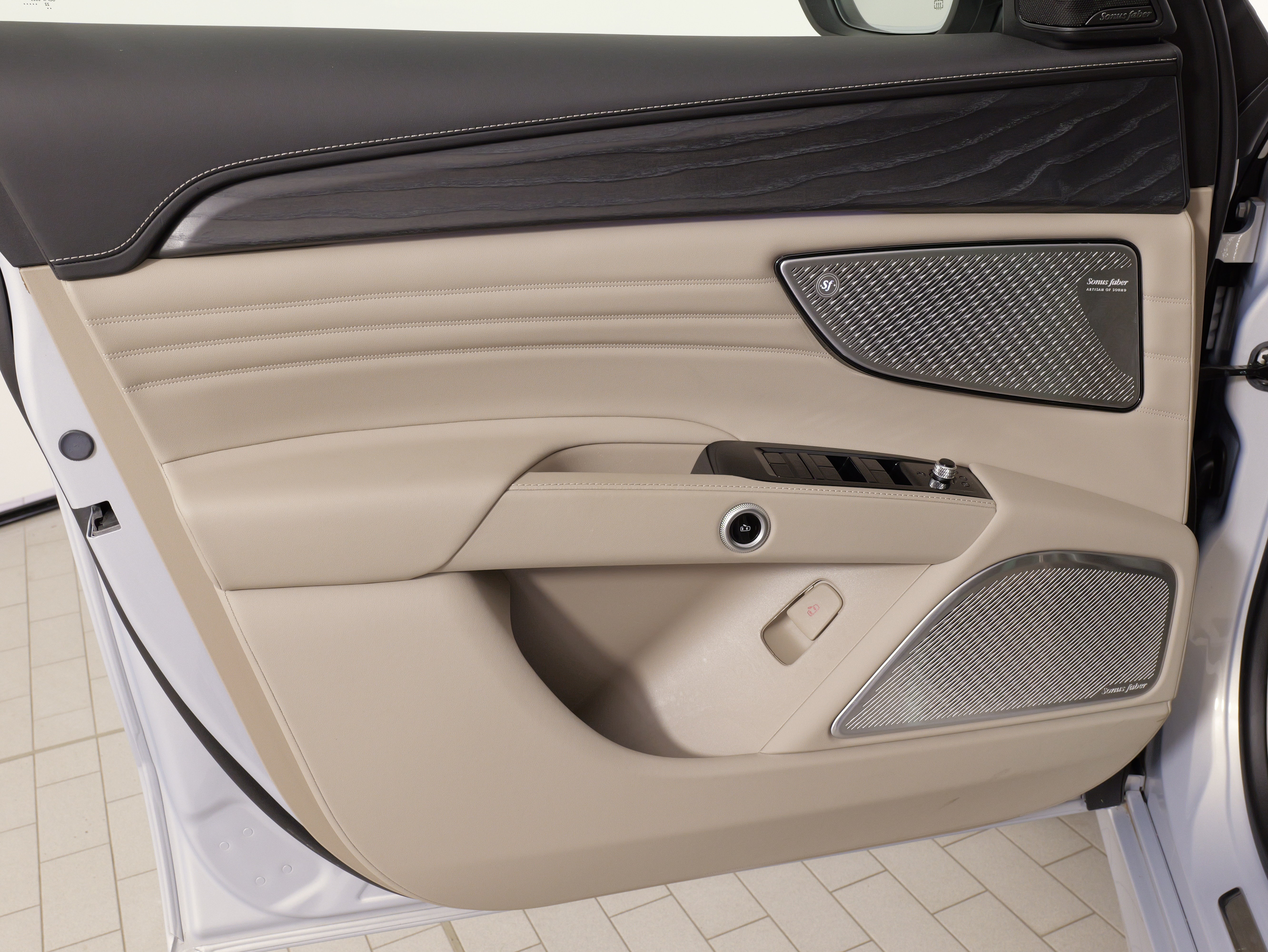 Used 2023 Maserati Grecale GT AWD/4WD image 24