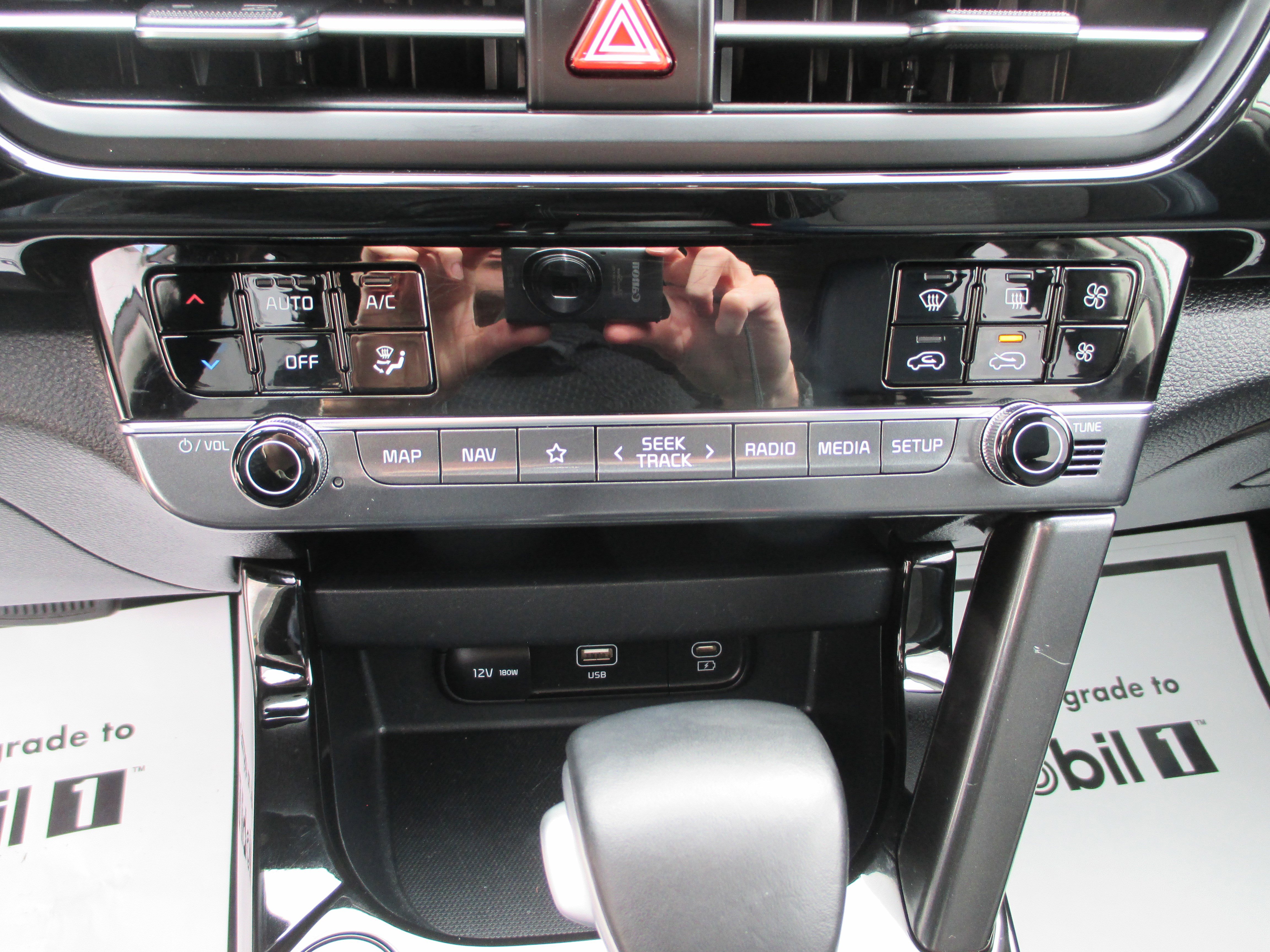 Used 2024 Kia Seltos S AWD/4WD image 17