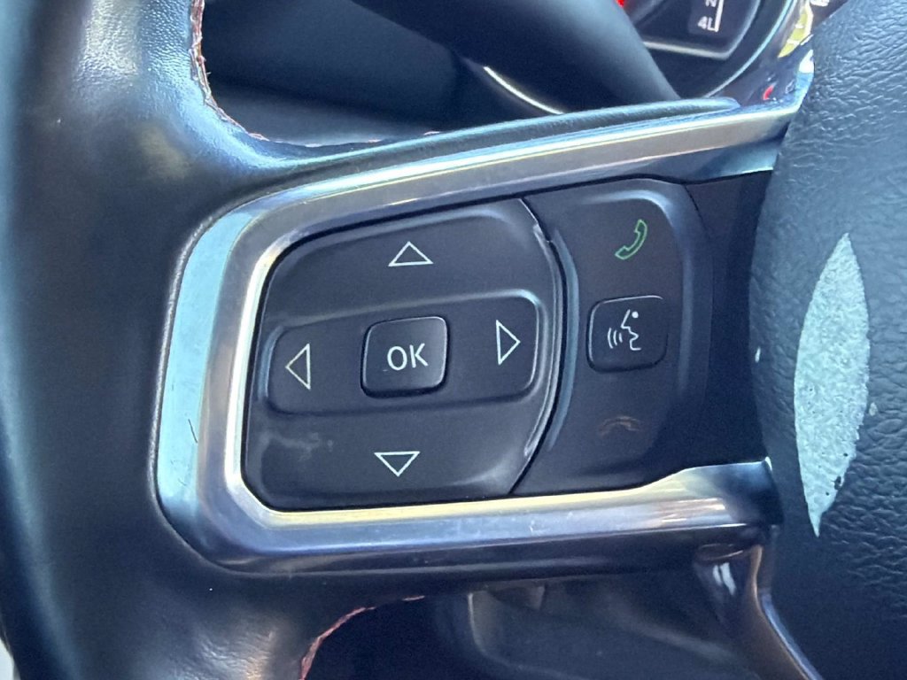 Used 2020 Jeep Gladiator Rubicon AWD/4WD image 36