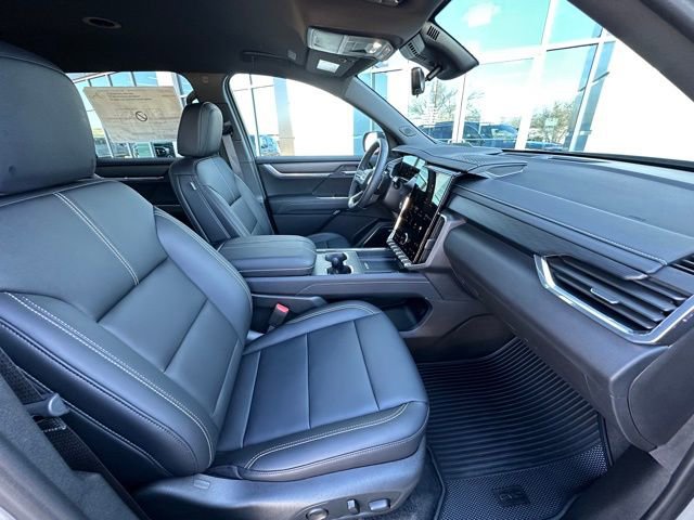 New 2026 GMC Acadia Elevation w/ Elevation Premium Package FWD image 28