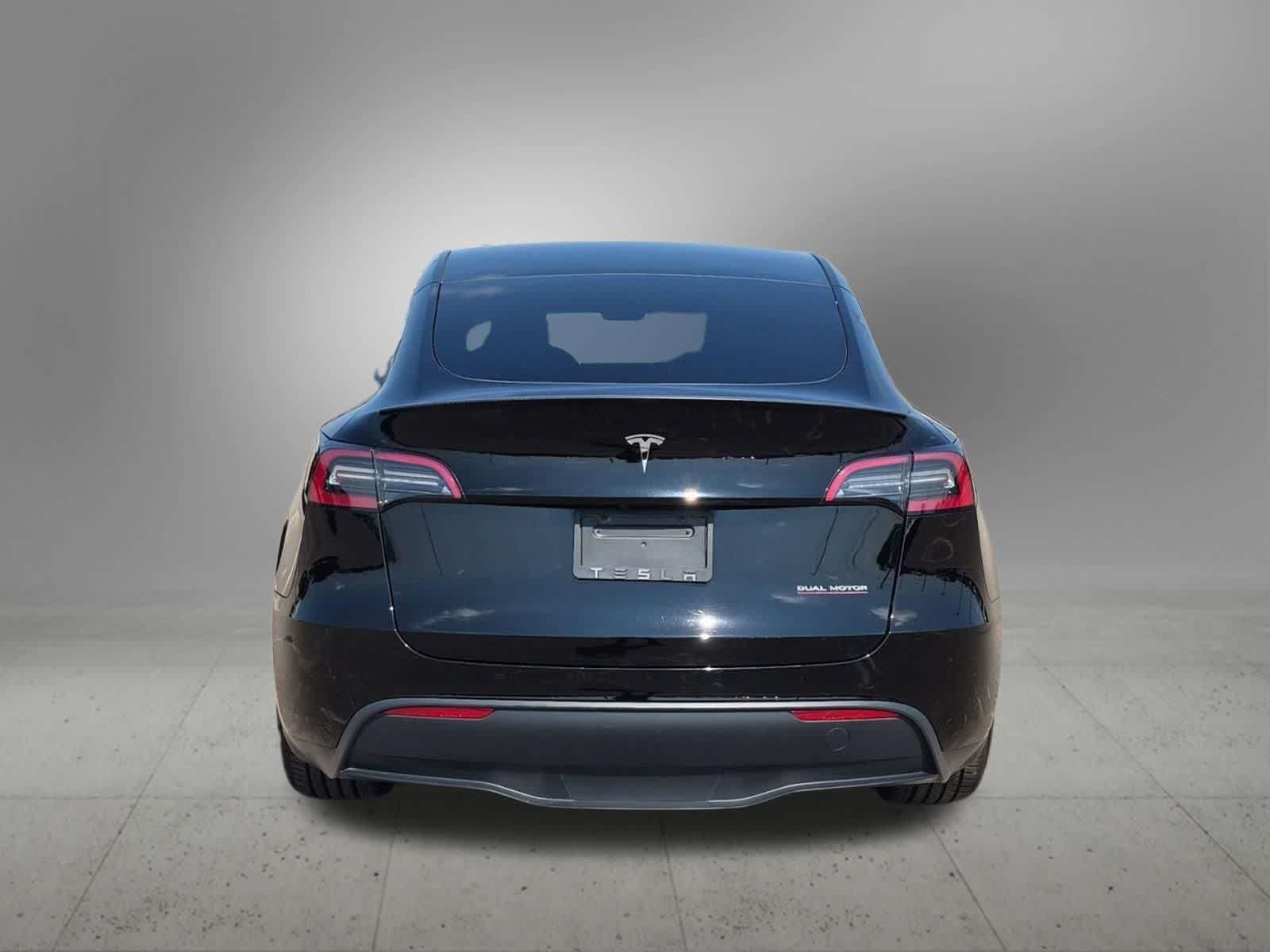 Used 2023 Tesla Model Y Performance AWD/4WD image 5