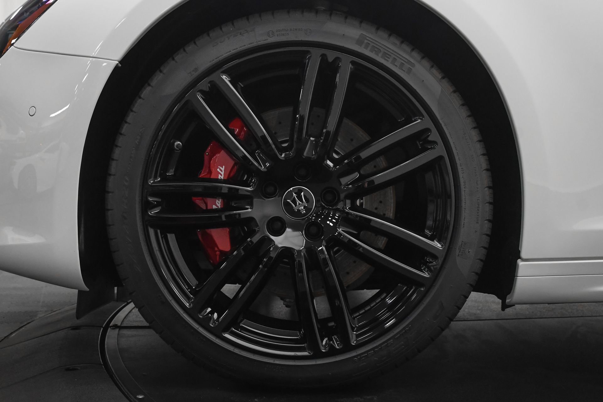 New 2024 Maserati Ghibli Modena image 30