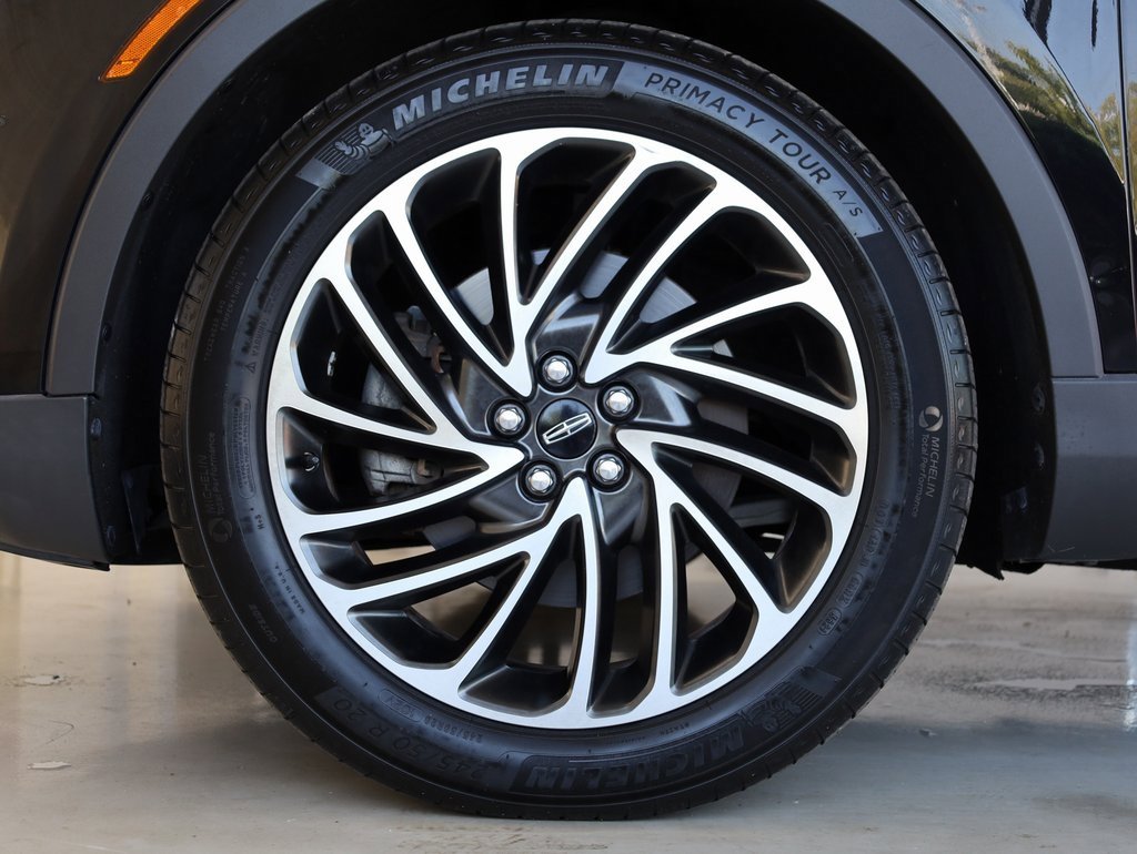 Used 2019 Lincoln Nautilus Reserve image 37