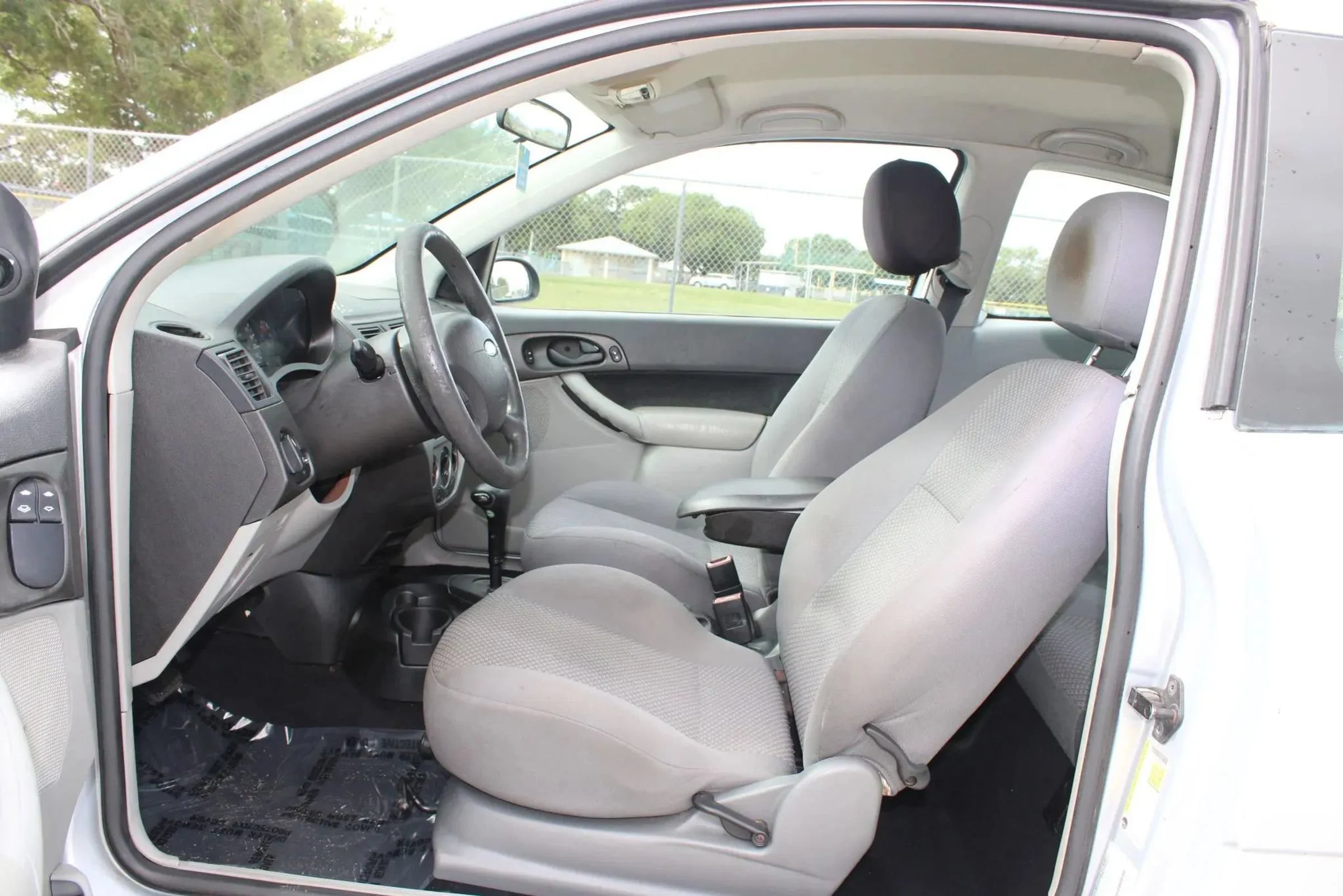 Used 2006 Ford Focus SE FWD image 7
