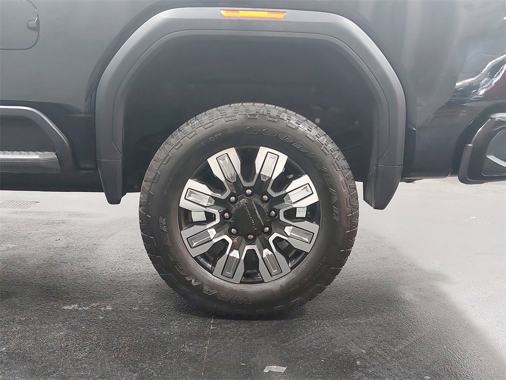 Used 2024 GMC Sierra 3500 Denali w/ Denali Reserve Package image 36