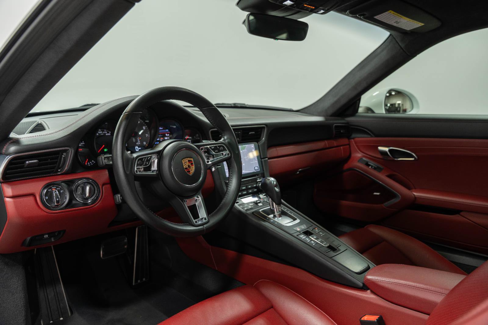 Used 2018 Porsche 911 Carrera 4S AWD/4WD image 91