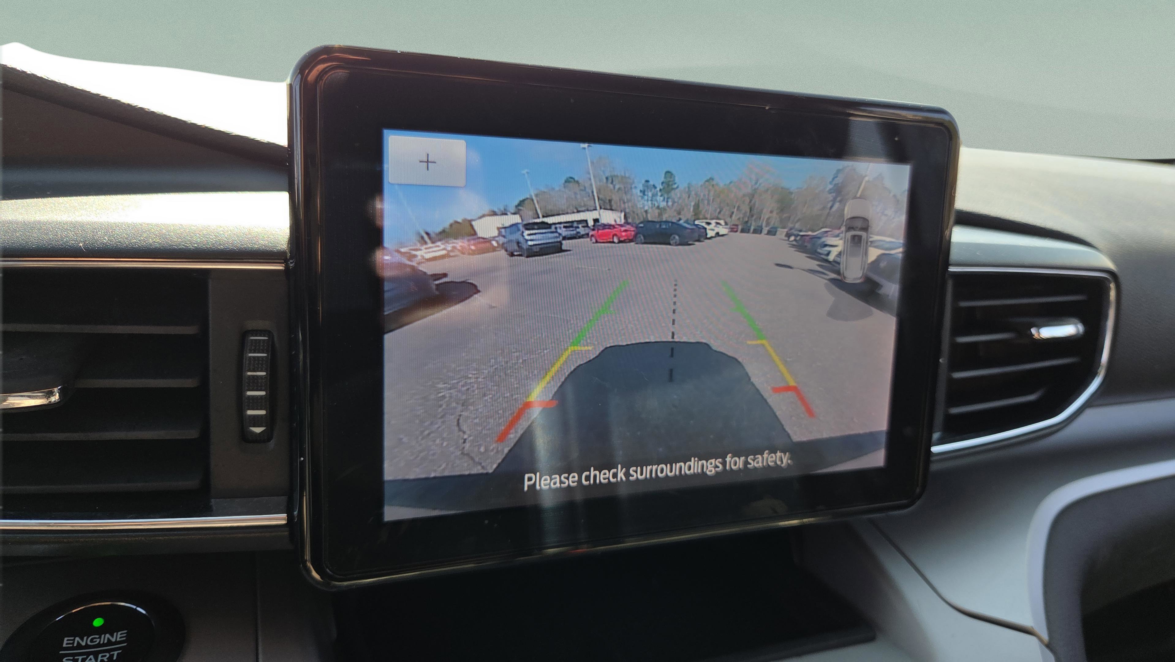 Used 2020 Ford Explorer XLT w/ Equipment Group 202A image 28