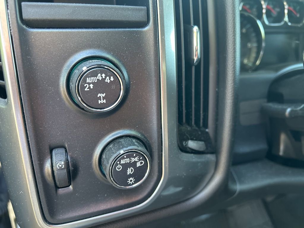 Used 2017 Chevrolet Silverado 1500 LT w/ All Star Edition image 11