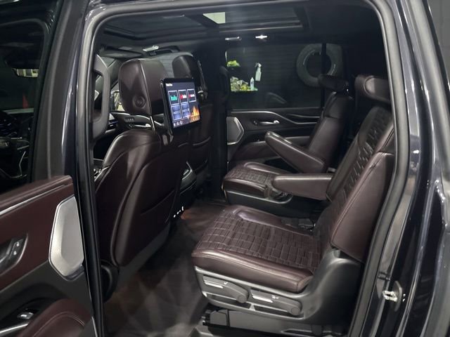 Used 2022 Cadillac Escalade ESV Premium Luxury Platinum image 29