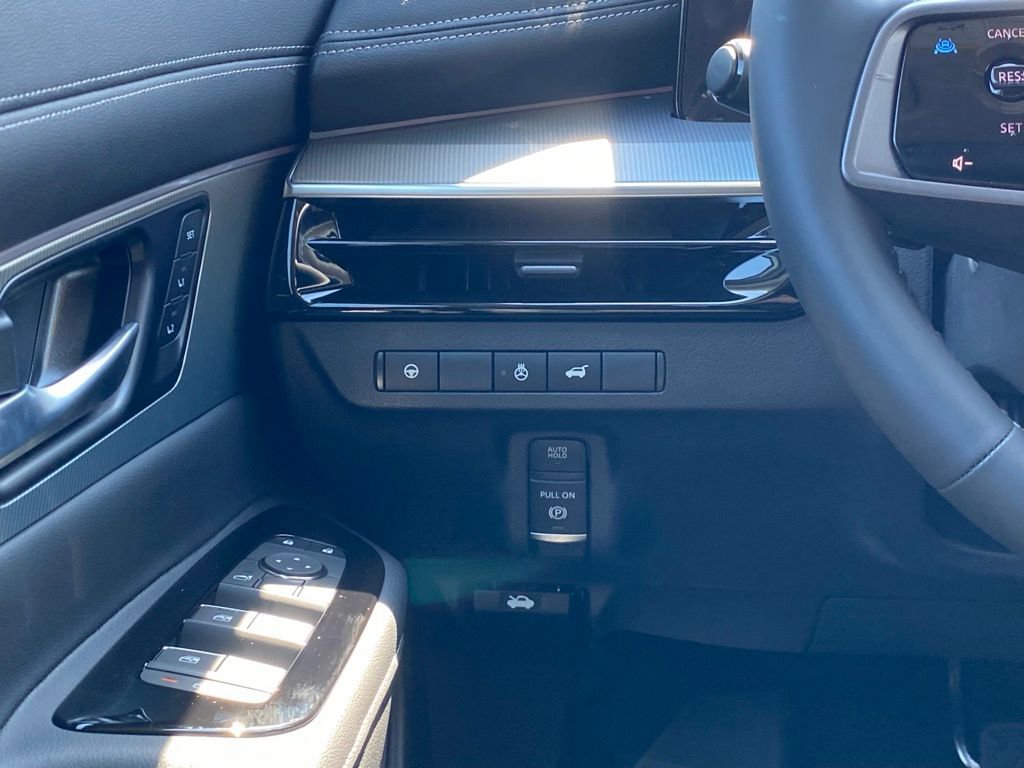 New 2025 Nissan Murano SL image 24