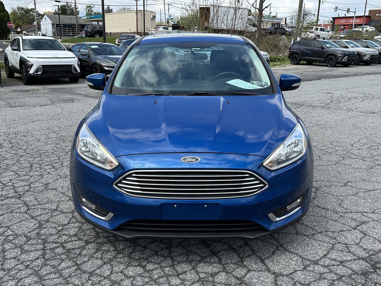 Used 2018 Ford Focus Titanium FWD image 3