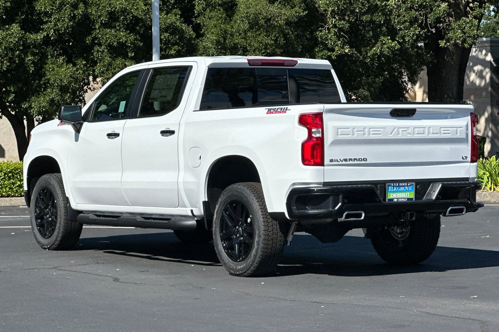 New 2026 Chevrolet Silverado 1500 LT Trail Boss w/ Safety Package AWD/4WD image 5