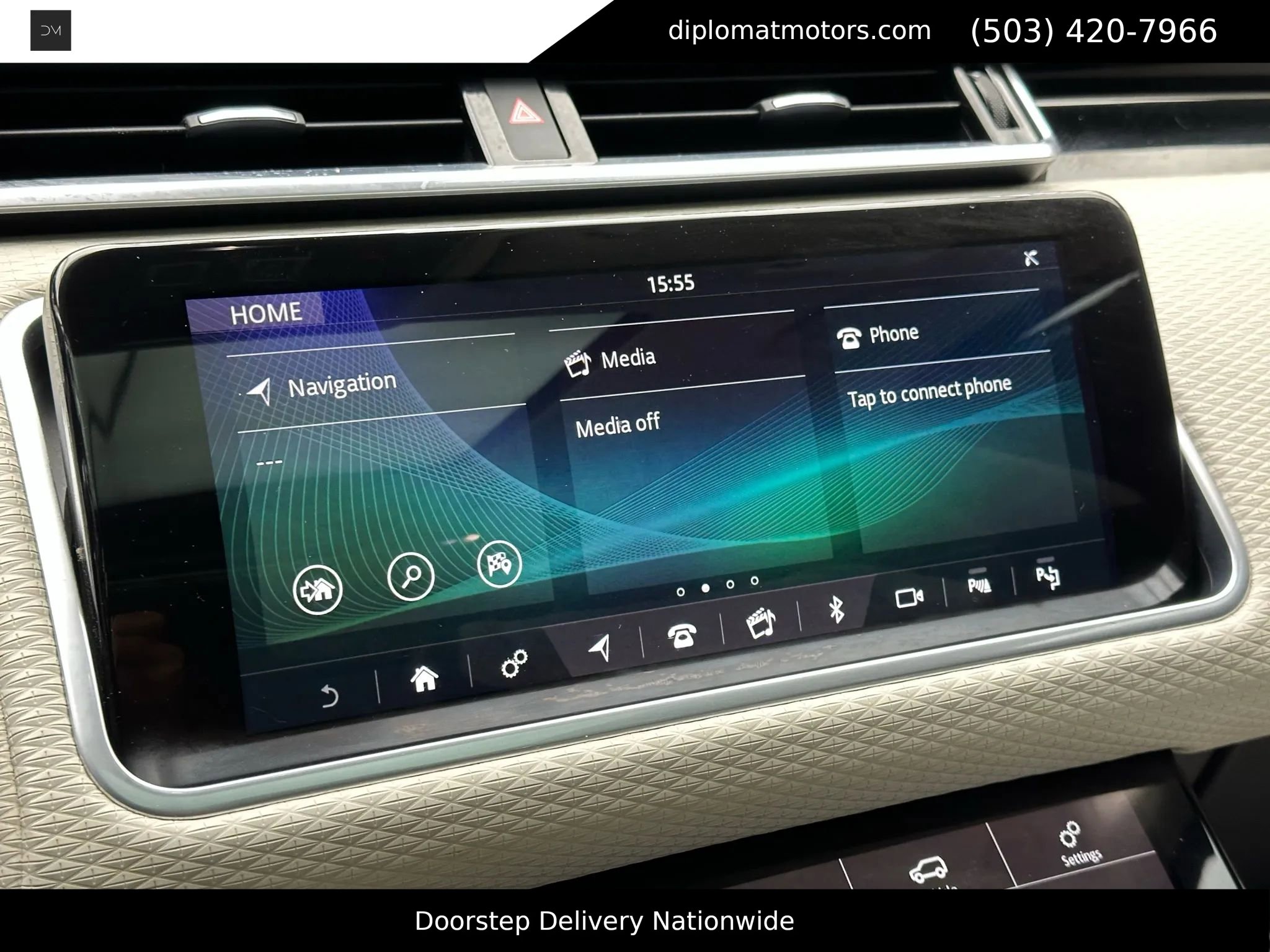 Used 2019 Land Rover Range Rover Velar R-Dynamic SE image 34